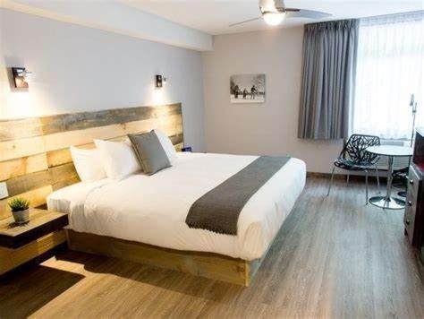 Hotel Far Hills Val-Morin ภายนอก รูปภาพ